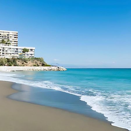 Апартаменты Cozy & Bright Flat Torremolinos Centre Экстерьер фото