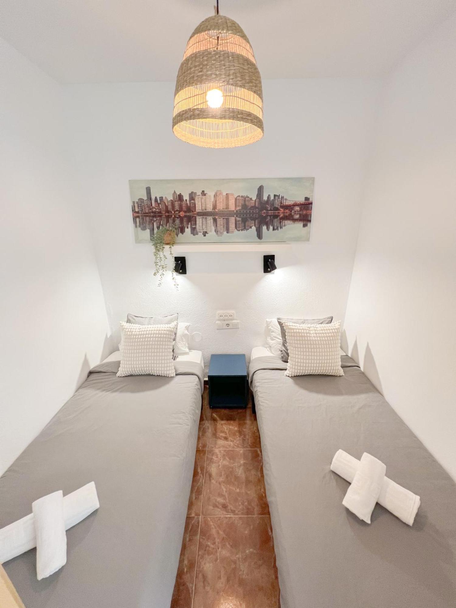 Апартаменты Cozy & Bright Flat Torremolinos Centre Экстерьер фото