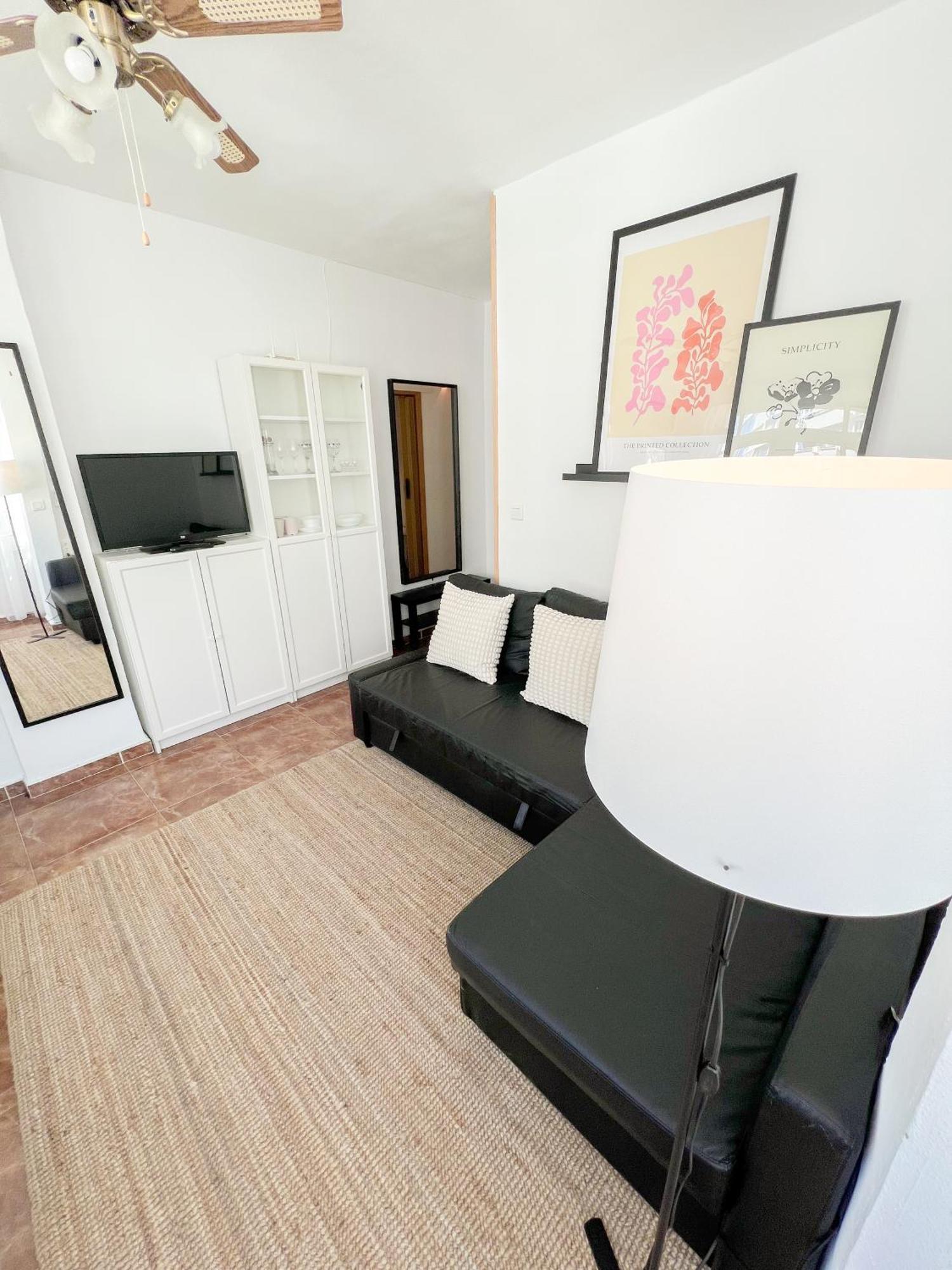 Апартаменты Cozy & Bright Flat Torremolinos Centre Экстерьер фото